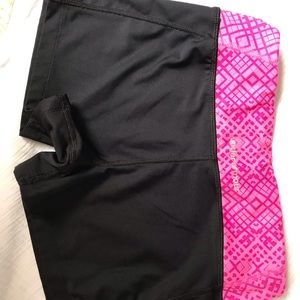 Under Armor Heat Gear short fitted shorts